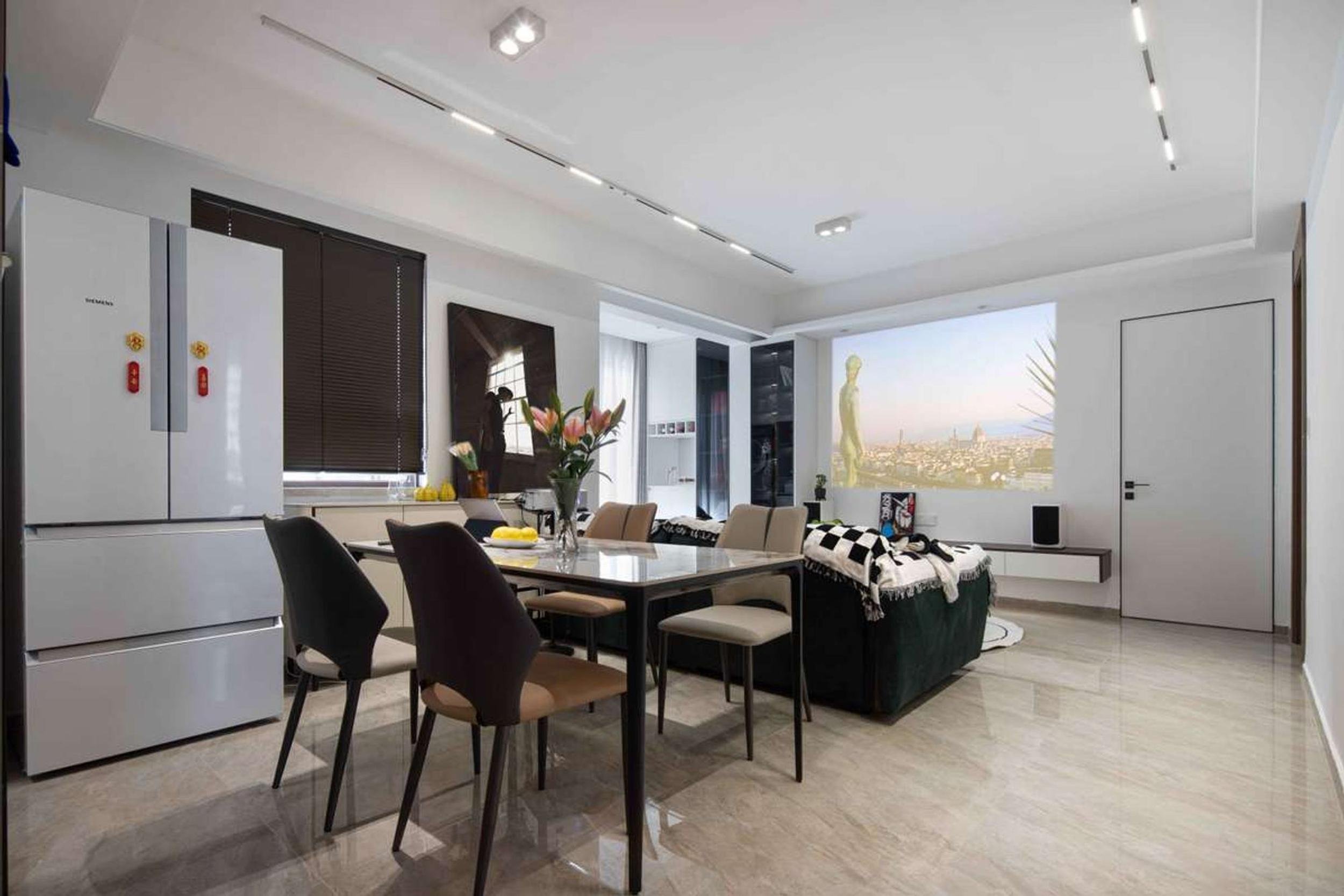 精心打造102m²暗黑系主卧，让家拥有呼吸感